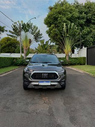 FIAT TORO 2.0 16V TURBO DIESEL RANCH 4WD AT9 FIAT TORO 2.0 16V TURBO DIESEL RANCH 4WD AT9